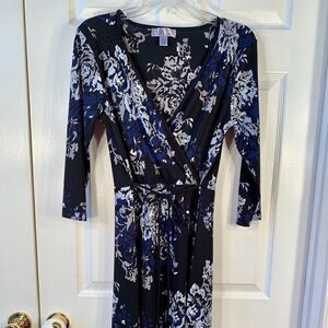 BLACK PRINT 3/4 SLEEVE SURPLUS DRESS BY NINE WEST